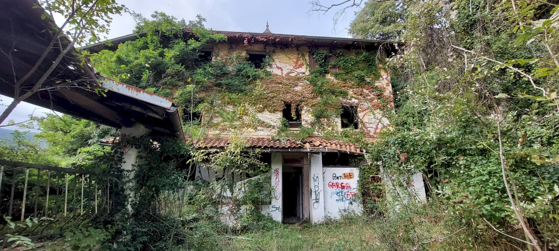 Independent house Via Generale Armando Pezzana, Caprie - photo 2