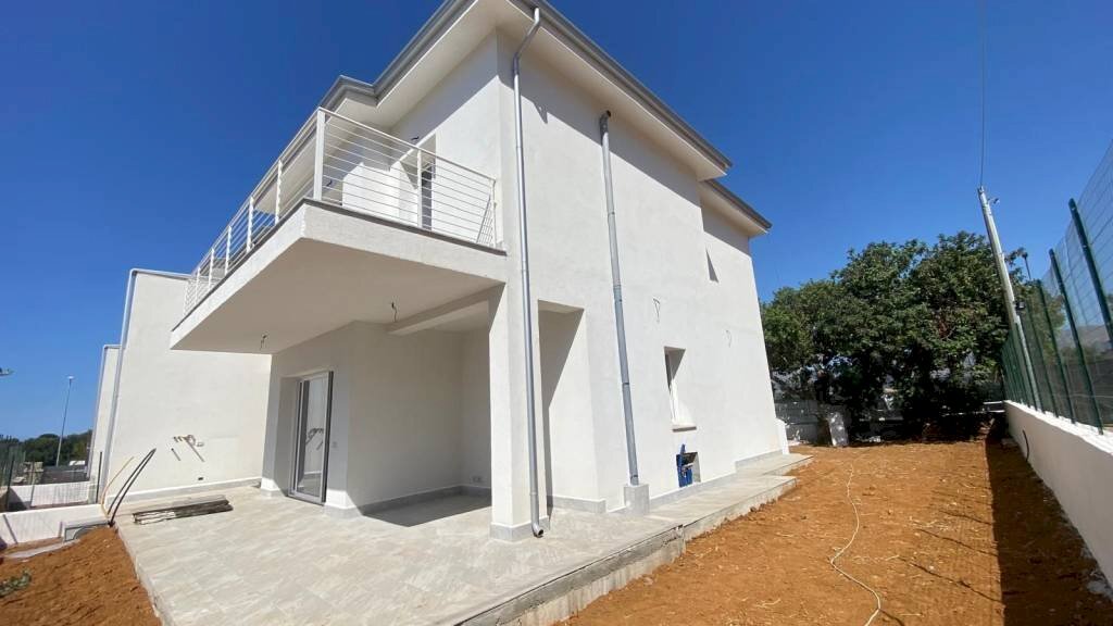 Facciata - Villa via Agnelleria, Carini - foto 1