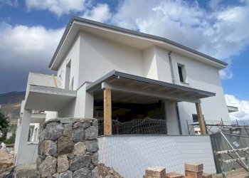Facciata - Villa via Agnelleria, Carini - foto 5