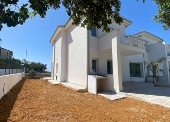 Facciata - Villa via Agnelleria, Carini - foto 4