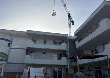 Facciata - Trilocale via 24 Maggio, 51, San Vittore Olona - foto 3