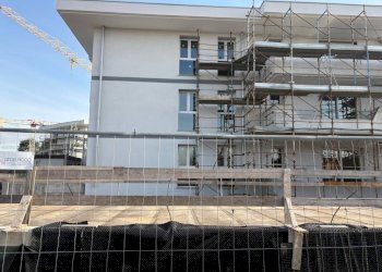 Facciata - Trilocale via 24 Maggio, 51, San Vittore Olona - foto 5