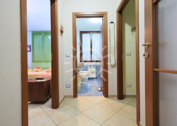 Four-room apartment Molinella - photo 19