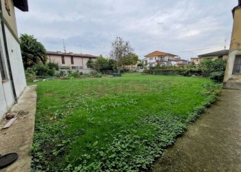 WhatsApp Image 2024-10-15 at 09.15.25 (4).jpeg - Terreno edificabile Viale Europa, Acquanegra Cremonese - foto 6