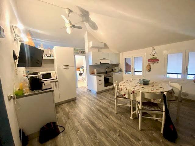 1497_1235784_nvkt5.jpg - Mansarda Via P. Ratti 44, Ameglia - foto 1