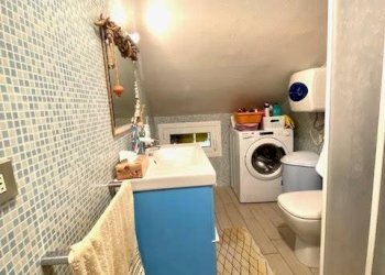 1497_1235784_hvjbp.jpg - Mansarda Via P. Ratti 44, Ameglia - foto 3