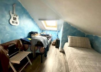 1497_1235784_pi2vv.jpg - Mansarda Via P. Ratti 44, Ameglia - foto 4