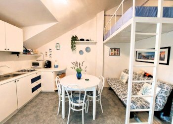 interno (3).jpeg - Appartamento Via Diano San Pietro, Diano Castello - foto 2