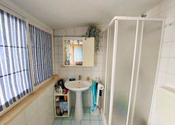 bagno (1).jpeg - Appartamento Via Diano San Pietro, Diano Castello - foto 6