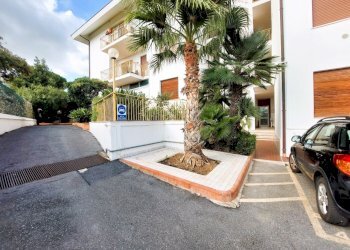 esterno (2).jpeg - Appartamento Via Diano San Pietro, Diano Castello - foto 10