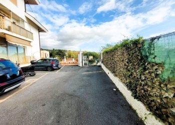 esterno (3).jpeg - Appartamento Via Diano San Pietro, Diano Castello - foto 13