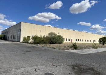 IMG_3460 2.JPG - Locale Commerciale Zona Industriale si San Nicola, Melfi - foto 1