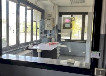 IMG_3480.JPG - Locale Commerciale Zona Industriale si San Nicola, Melfi - foto 9