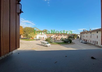Appartamento PIAZZA GIULIO CESARE, Montereale Valcellina - foto 1