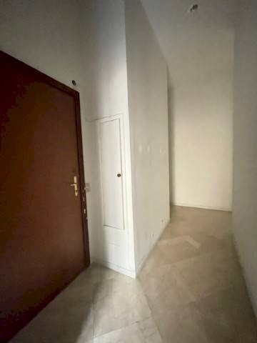 INGRESSO - Ufficio piazza Camillo Benso di Cavour, Milano - foto 2