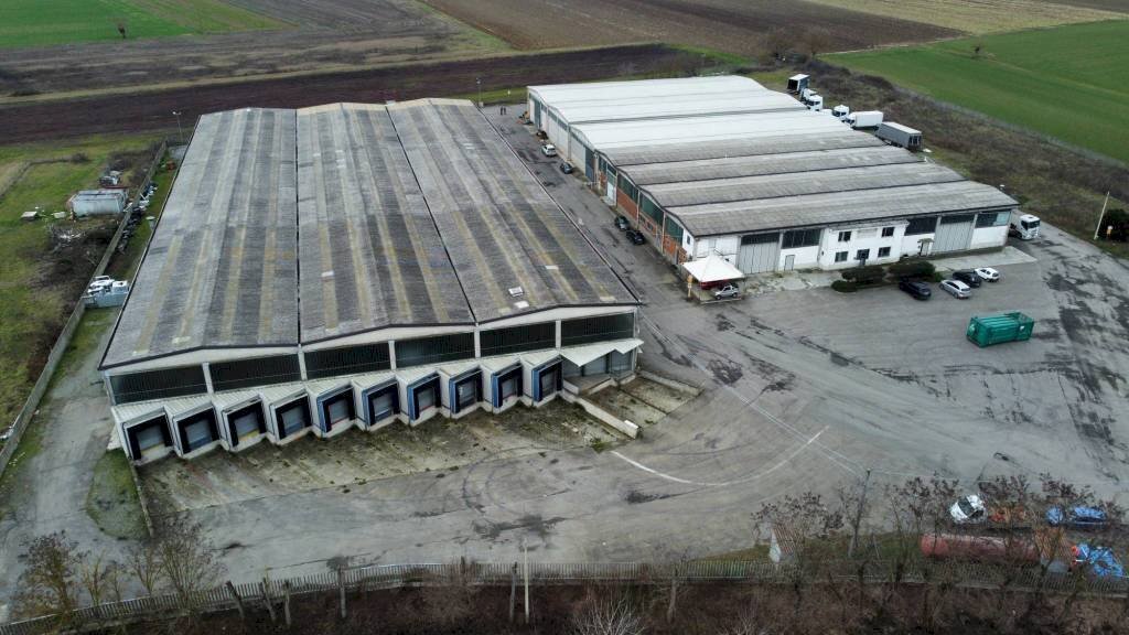 Vista - Shed Autostrada dei Trafori, Alessandria - photo 2