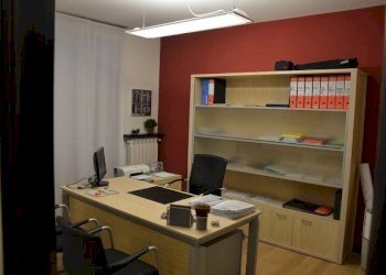 Stanza arredata - Ufficio via Statuto, Gallarate - foto 5