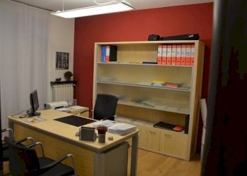 Stanza arredata - Ufficio via Statuto, Gallarate - foto 6