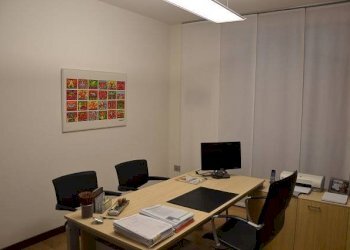 Stanza arredata - Ufficio via Statuto, Gallarate - foto 9