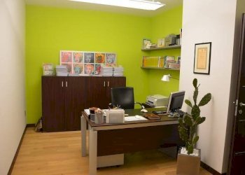 Stanza arredata - Ufficio via Statuto, Gallarate - foto 11