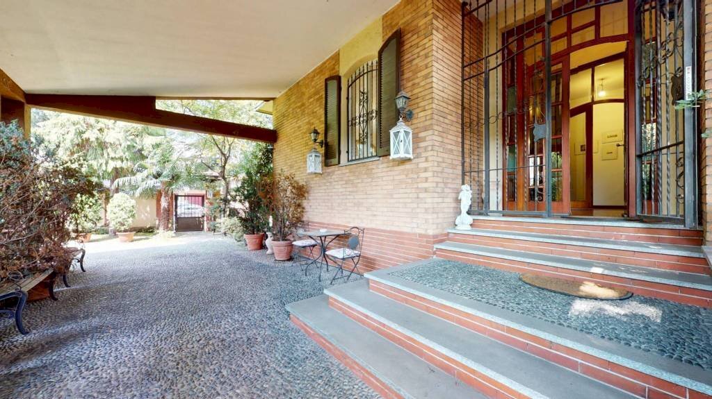 INGRESSO - Villa via Ambrogio Colombo, 28, Gorla Minore - photo 1