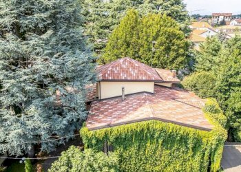 ESTERNI - Villa via Ambrogio Colombo, 28, Gorla Minore - foto 7