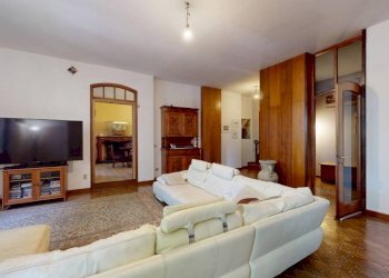 SALA - Villa via Ambrogio Colombo, 28, Gorla Minore - foto 14