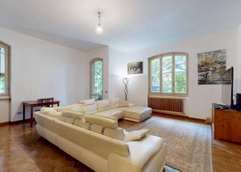 SALA - Villa via Ambrogio Colombo, 28, Gorla Minore - foto 16