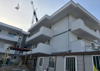 Facciata - Trilocale via 24 Maggio, 51, San Vittore Olona - foto 9