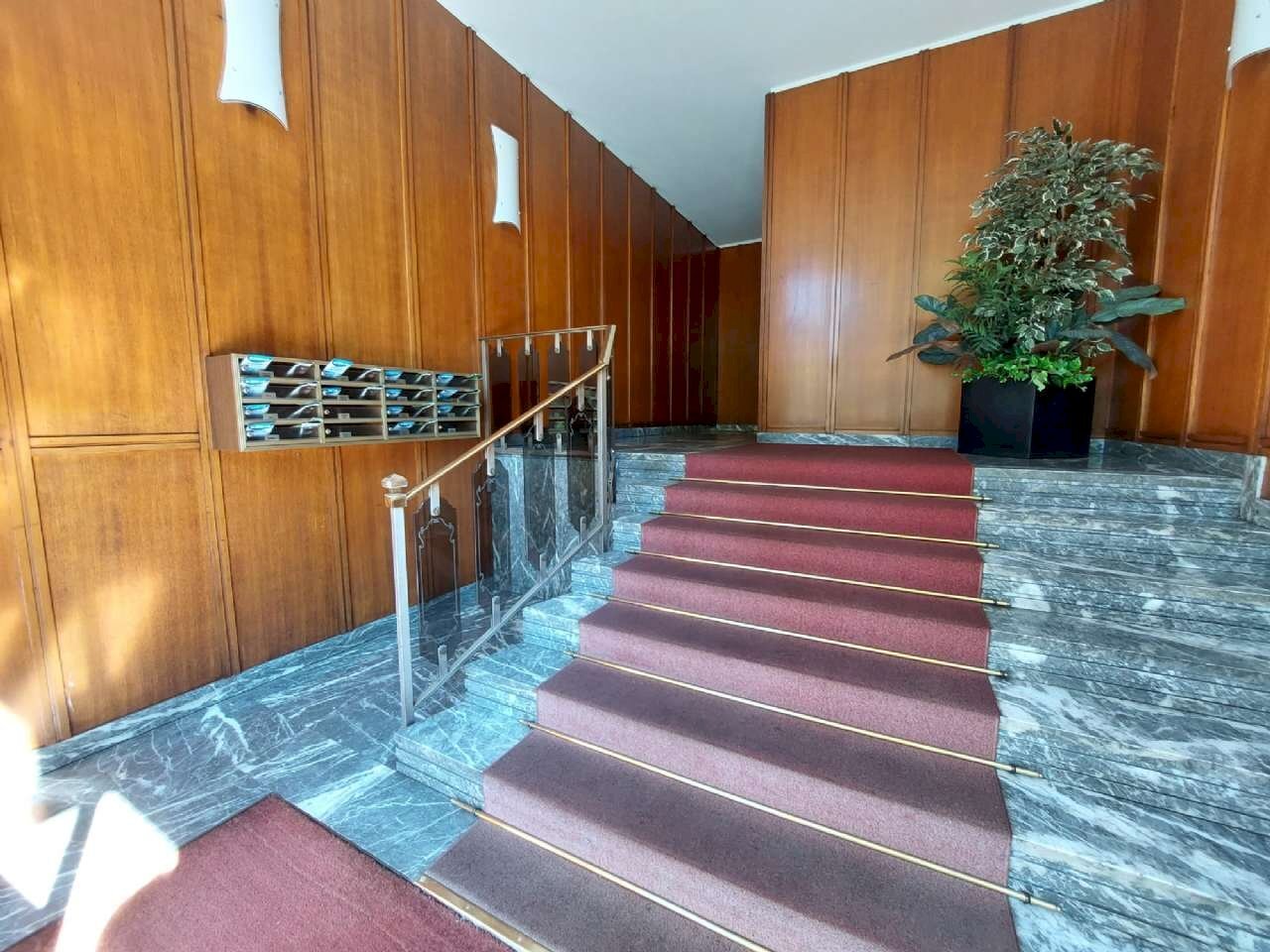 Androne - Four-room apartment corso de Nicola, 64, Torino - photo 3
