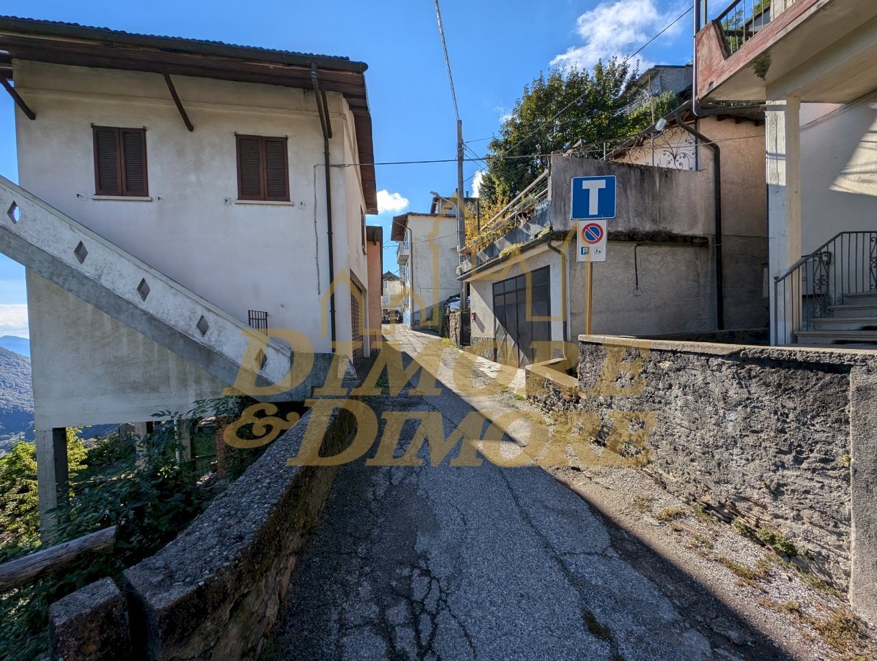 Strada dove sopra c\'e la casa.jpg - Villa via case garoni 29, Intragna - photo 2
