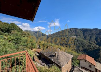 Vista monti dal balcone.jpg - Villa via case garoni 29, Intragna - photo 6