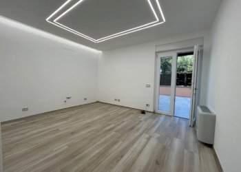 10.jpg - Villa Via Saturno, Guidonia Montecelio - foto 10