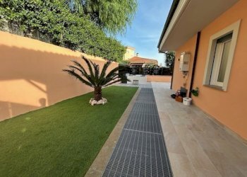 18.jpg - Villa Via Saturno, Guidonia Montecelio - foto 19