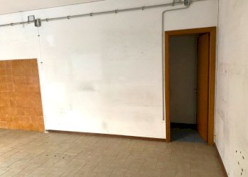 WhatsApp Image 2024-10-15 at 19.12.00.jpeg - Locale Commerciale Via Imperatore Adriano, Tivoli - foto 3