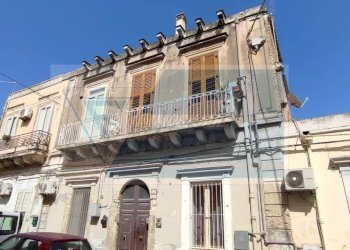 Quadrilocale VIA RIVIERA DIONISIO IL GRANDE, Siracusa - foto 1