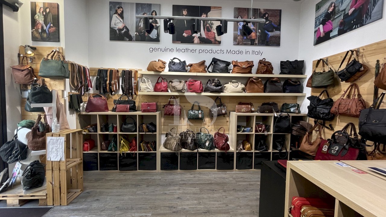 NEGOZIO MILANO AFFITTO - Shop CORSO BUENOS AIRES, 60, Milano - photo 3