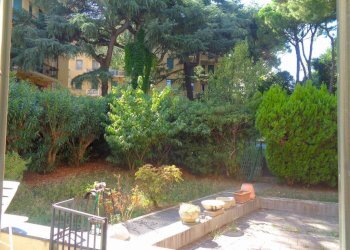 Four-room apartment Genova - photo 2