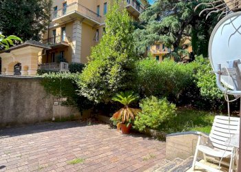 Four-room apartment Genova - photo 18