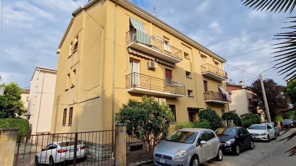 Four-room apartment Via Negri, Imola - photo 1