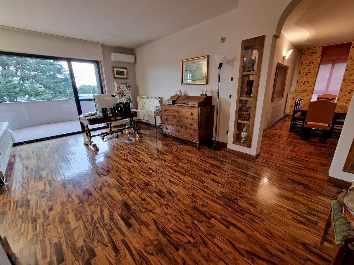 Four-room apartment Ivrea - photo 3