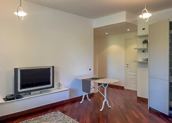 Two-room apartment Pioltello - photo 3