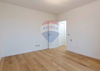 Trilocale Bergamo (zona Longuelo) - foto 10