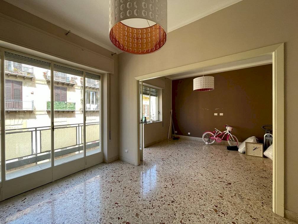 Appartamento Via Mariano Stabile, Palermo - foto 3