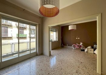 Appartamento Via Mariano Stabile, Palermo - foto 3