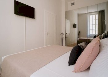 Camera da letto - Bilocale vico Superiore di Pellicceria, 1, Genova (zona Centro Storico) - foto 15