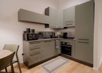 Cucina - Bilocale vico Superiore di Pellicceria, 1, Genova (zona Centro Storico) - foto 3