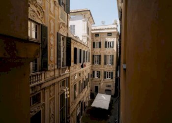 Vista - Bilocale vico Superiore di Pellicceria, 1, Genova (zona Centro Storico) - foto 8