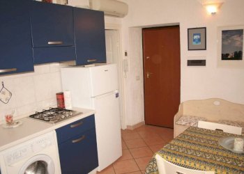 Ingresso - Trilocale via Roma, Ospedaletti - foto 3