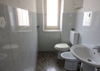 Bagno - Trilocale via Antonio Cantore, 23, Genova (zona Sampierdarena) - foto 13